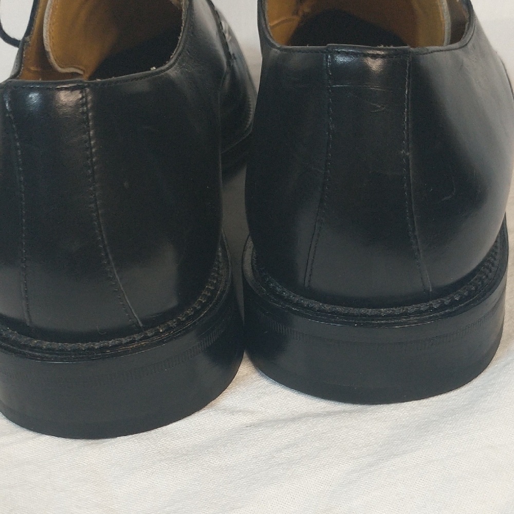 Johnston & Murphy Size 9 Black and White Leather Oxfords EUC. (H&J) - Picture 8 of 10